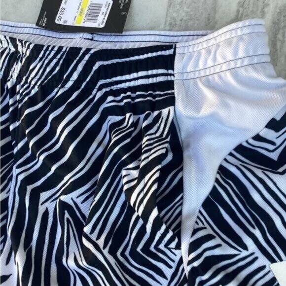 Grandpa mob wife clean girl office fairy core Under Armour Shorts Women's Medium - Picture 5 of 9